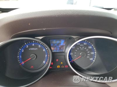 Zdjęcie 9 z 16 samochodu: 2015 HYUNDAI TUCSON GLS VIN:KM8JT3AF2FU084948 - miniatura