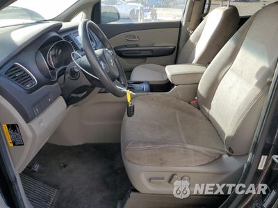 Zdjęcie 7 z 13 samochodu: 2015 KIA SEDONA LX VIN:KNDMB5C10F6029940 - miniatura