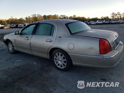 Drugie zdjęcie samochodu z przodu: 2010 LINCOLN TOWN CAR SIGNATURE LIMITED VIN:2LNBL8CV0AX620979 - miniatura
