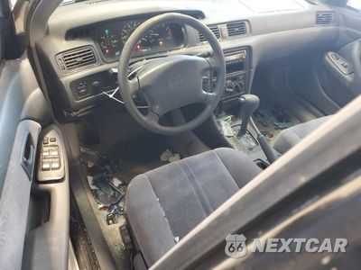 Zdjęcie 8 z 12 samochodu: 1997 TOYOTA CAMRY LE VIN:JT2BG22K0V0083931 - miniatura