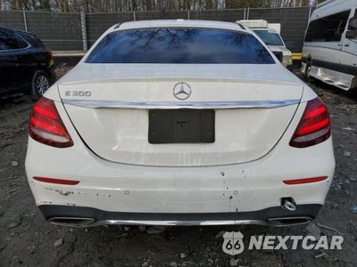 Zdjęcie 6 z 12 samochodu: 2017 MERCEDES-BENZ E 300 VIN:WDDZF4JB5HA042270 - miniatura