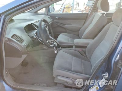 Zdjęcie 7 z 13 samochodu: 2010 HONDA CIVIC LX VIN:19XFA1F51AE085391 - miniatura