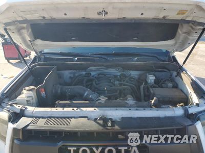 Zdjęcie 11 z 13 samochodu: 2017 TOYOTA TUNDRA CREWMAX SR5 VIN:5TFDW5F11HX620291 - miniatura