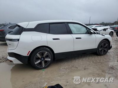 Trzecie zdjęcie samochodu z tyłu: 2025 BMW IX XDRIVE50 VIN:WB523CF03SCT45934 - miniatura