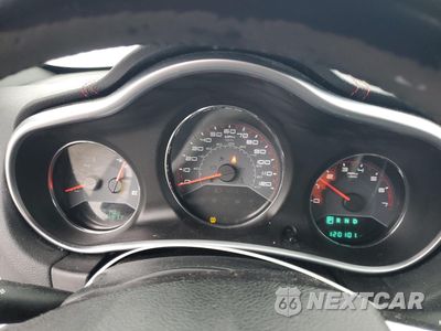 Zdjęcie 9 z 12 samochodu: 2012 DODGE AVENGER SXT VIN:1C3CDZEG7CN185719 - miniatura