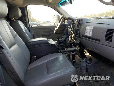 Zdjęcie 10 z 12 samochodu: 2013 CHEVROLET SILVERADO C3500 VIN:1GB3CZCG7DF239604 - miniatura