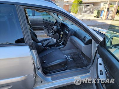 Piąte zdjęcie samochodu w środku: 2005 SUBARU BAJA TURBO VIN:4S4BT63C956106083 - miniatura