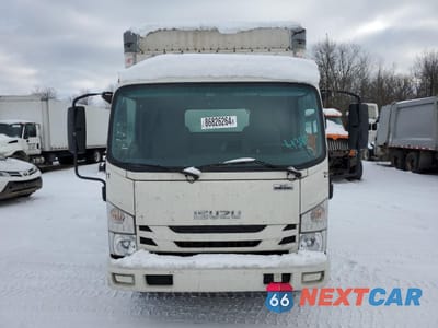 Piąte zdjęcie samochodu w środku: 2022 ISUZU NQR VIN:JALE5W161N7900352 - miniatura