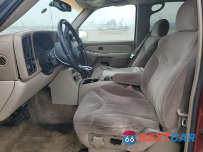 Zdjęcie 7 z 15 samochodu: 2002 GMC YUKON VIN:1GKEC13T02R245117 - miniatura