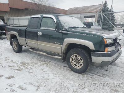 Czwarte zdjęcie samochodu z boku: 2003 CHEVROLET SILVERADO K2500 VIN:1GCGK29U53Z263286 - miniatura