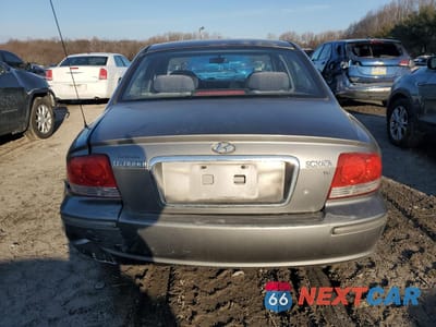 Zdjęcie 6 z 12 samochodu: 2004 HYUNDAI SONATA GL VIN:KMHWF25H24A927936 - miniatura