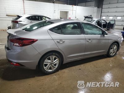 Trzecie zdjęcie samochodu z tyłu: 2020 HYUNDAI ELANTRA SEL VIN:KMHD84LF7LU034785 - miniatura