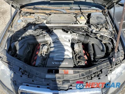 Zdjęcie 11 z 12 samochodu: 2007 AUDI S8 QUATTRO VIN:WAUPN44E17N005750 - miniatura