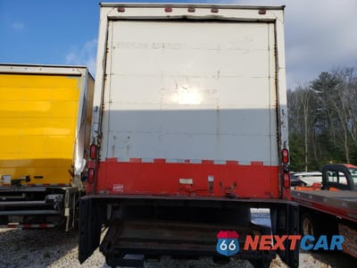 Zdjęcie 6 z 13 samochodu: 2007 MITSUBISHI FUSO TRUCK OF AMERICA INC FM 61F VIN:JL6DGP1E07K007245 - miniatura