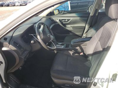 Zdjęcie 7 z 14 samochodu: 2017 NISSAN ALTIMA 2.5 VIN:1N4AL3AP5HN317530 - miniatura