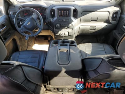 Zdjęcie 8 z 12 samochodu: 2024 CHEVROLET SILVERADO K2500 CUSTOM VIN:1GC4YMEY4RF180500 - miniatura