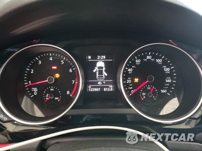 Zdjęcie 9 z 12 samochodu: 2015 VOLKSWAGEN JETTA GLI VIN:3VW5T7AJ2FM255149 - miniatura