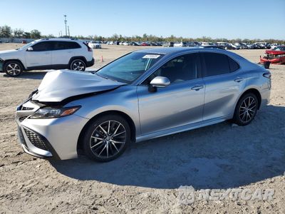 2024 TOYOTA CAMRY SE NIGHT SHADE 4T1G11AK0RU888123 - główne zdjęcie licytacji z USA - miniatura