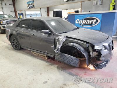 Czwarte zdjęcie samochodu z boku: 2017 CHRYSLER 300 S VIN:2C3CCAGG9HH603909 - miniatura