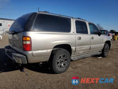 Trzecie zdjęcie samochodu z tyłu: 2001 GMC YUKON XL K1500 VIN:3GKFK16T31G221718 - miniatura