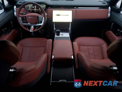 Zdjęcie 8 z 16 samochodu: 2024 LAND ROVER RANGE ROVER SV VIN:SALKZBF95RA221271 - miniatura