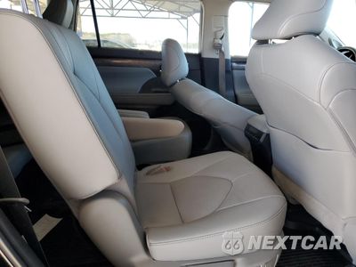 Zdjęcie 11 z 15 samochodu: 2020 TOYOTA HIGHLANDER HYBRID LIMITED VIN:5TDXBRCHXLS000507 - miniatura