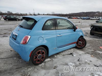 Trzecie zdjęcie samochodu z tyłu: 2016 FIAT 500 ELECTRIC VIN:3C3CFFGE9GT143059 - miniatura