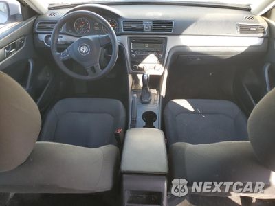 Zdjęcie 8 z 15 samochodu: 2012 VOLKSWAGEN PASSAT S VIN:1VWAP7A37CC010767 - miniatura