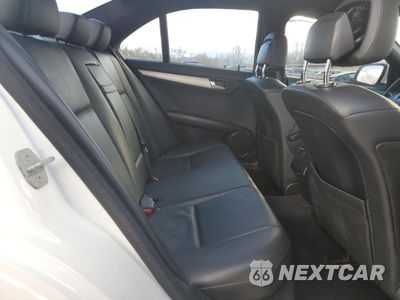 Zdjęcie 10 z 12 samochodu: 2009 MERCEDES-BENZ C 300 4MATIC VIN:WDDGF81X79R060394 - miniatura