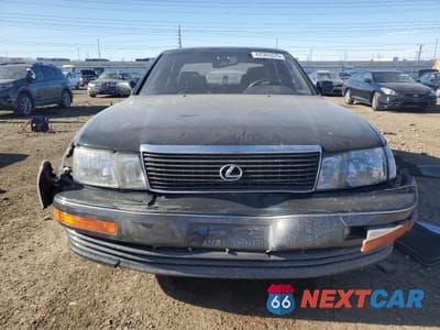 Piąte zdjęcie samochodu w środku: 1993 LEXUS LS 400 VIN:JT8UF11E9P0179910 - miniatura