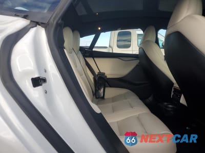 Zdjęcie 10 z 13 samochodu: 2020 TESLA MODEL S VIN:5YJSA1E20LF397964 - miniatura