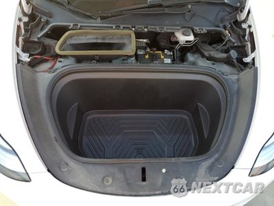 Zdjęcie 11 z 12 samochodu: 2020 TESLA MODEL Y VIN:5YJYGDEF5LF011651 - miniatura