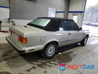 Trzecie zdjęcie samochodu z tyłu: 1987 BMW 325 I VIN:WBABB1307H8270504 - miniatura