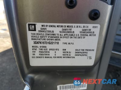 Zdjęcie 13 z 13 samochodu: 2001 GMC YUKON XL K1500 VIN:3GKFK16T31G221718 - miniatura