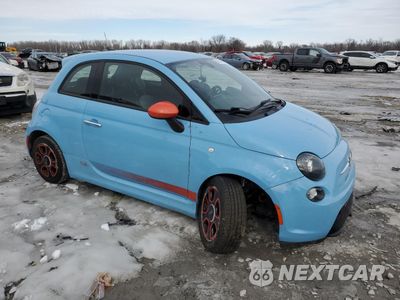 Czwarte zdjęcie samochodu z boku: 2016 FIAT 500 ELECTRIC VIN:3C3CFFGE9GT143059 - miniatura