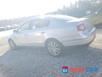 Drugie zdjęcie samochodu z przodu: 2010 VOLKSWAGEN PASSAT KOMFORT VIN:WVWJK7AN2AE139634 - miniatura