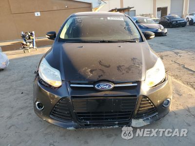 Piąte zdjęcie samochodu w środku: 2012 FORD FOCUS SEL VIN:1FAHP3M23CL344667 - miniatura