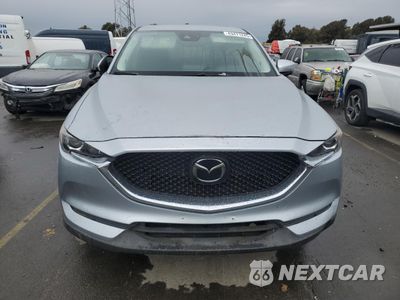 Piąte zdjęcie samochodu w środku: 2018 MAZDA CX-5 TOURING VIN:JM3KFBCMXJ0382418 - miniatura