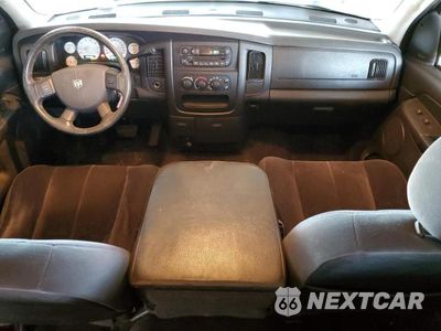Zdjęcie 8 z 12 samochodu: 2004 DODGE RAM 1500 ST VIN:1D7HA18D04J286581 - miniatura