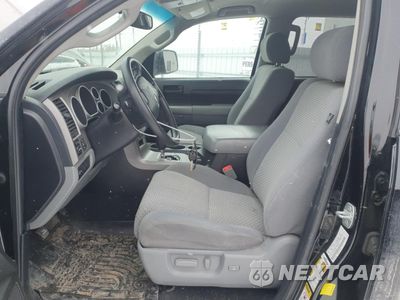 Zdjęcie 7 z 12 samochodu: 2013 TOYOTA TUNDRA CREWMAX SR5 VIN:5TFDW5F1XDX291617 - miniatura