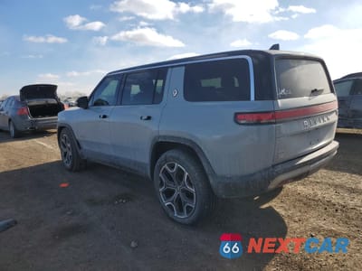Drugie zdjęcie samochodu z przodu: 2023 RIVIAN R1S LAUNCH EDITION VIN:7PDSGABL5PN007792 - miniatura