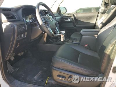 Zdjęcie 7 z 16 samochodu: 2019 TOYOTA 4RUNNER SR5 VIN:JTEBU5JR2K5709523 - miniatura