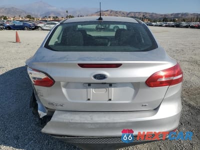 Zdjęcie 6 z 13 samochodu: 2016 FORD FOCUS SE VIN:1FADP3F27GL286497 - miniatura