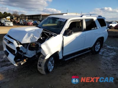 2015 TOYOTA 4RUNNER SR JTEBU5JR6F5263205 - główne zdjęcie licytacji z USA - miniatura