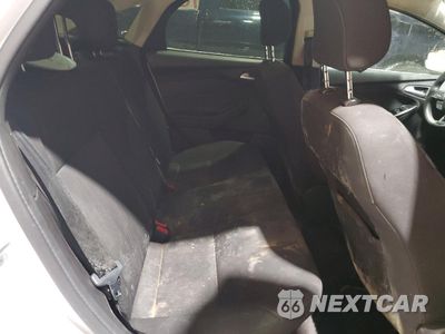 Zdjęcie 10 z 12 samochodu: 2018 FORD FOCUS SE VIN:1FADP3F21JL214699 - miniatura
