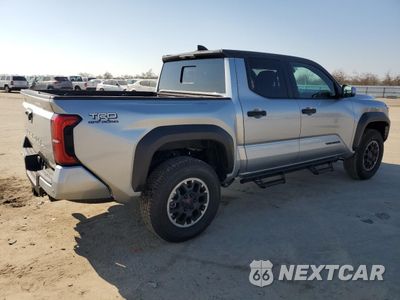 Trzecie zdjęcie samochodu z tyłu: 2024 TOYOTA TACOMA DOUBLE CAB VIN:3TMLB5JN1RM008892 - miniatura