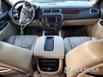 Zdjęcie 8 z 15 samochodu: 2008 GMC YUKON XL DENALI VIN:1GKFK66888J191424 - miniatura