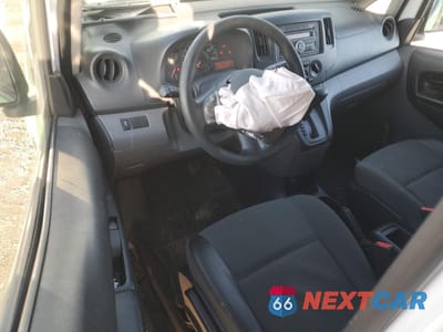 Zdjęcie 8 z 13 samochodu: 2015 NISSAN NV200 2.5S VIN:3N6CM0KN6FK735848 - miniatura