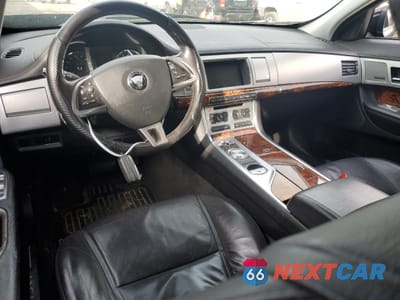 Zdjęcie 8 z 13 samochodu: 2015 JAGUAR XF 2.0T PREMIUM VIN:SAJWA0FS9FPU65443 - miniatura