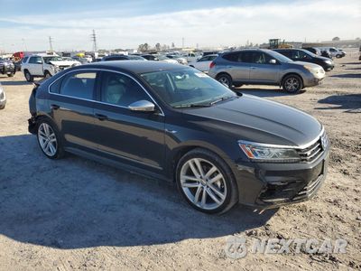 Czwarte zdjęcie samochodu z boku: 2016 VOLKSWAGEN PASSAT S VIN:1VWAS7A36GC059205 - miniatura